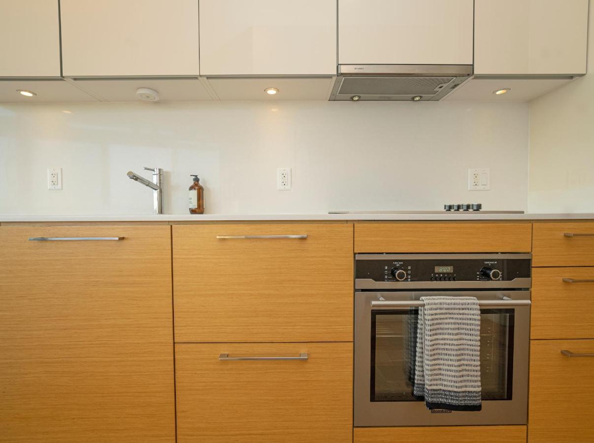 Janion Sky By Iris Properties! Βικτώρια Εξωτερικό φωτογραφία